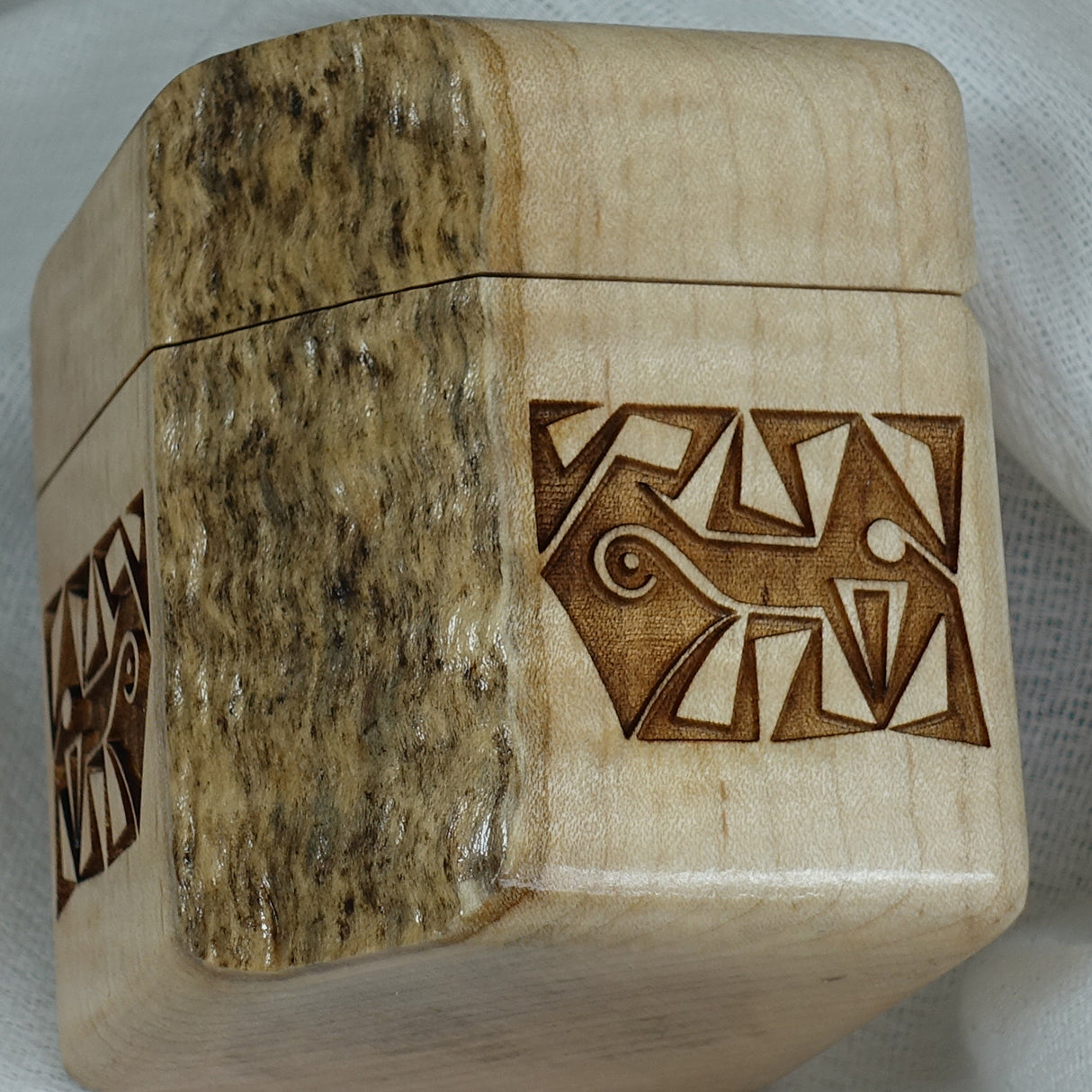 Tiger Maple Ring Box, Box - 7
