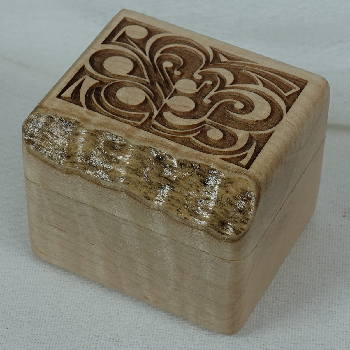 Tiger Maple Ring Box, Box - 9